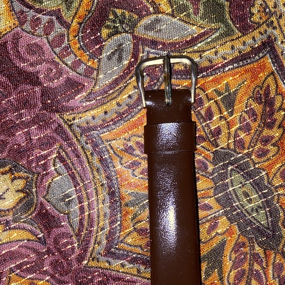 Timex Brown Leather Strap Watch with Gold-Tone Case and Black Dial - Picture 3 of 8